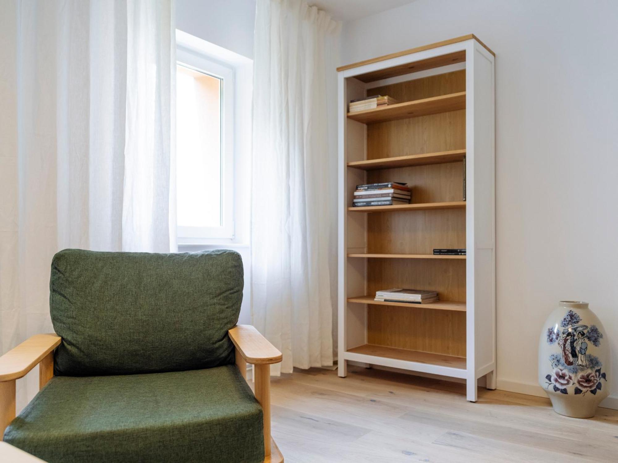 Apartment Cozy Central Near The Forest